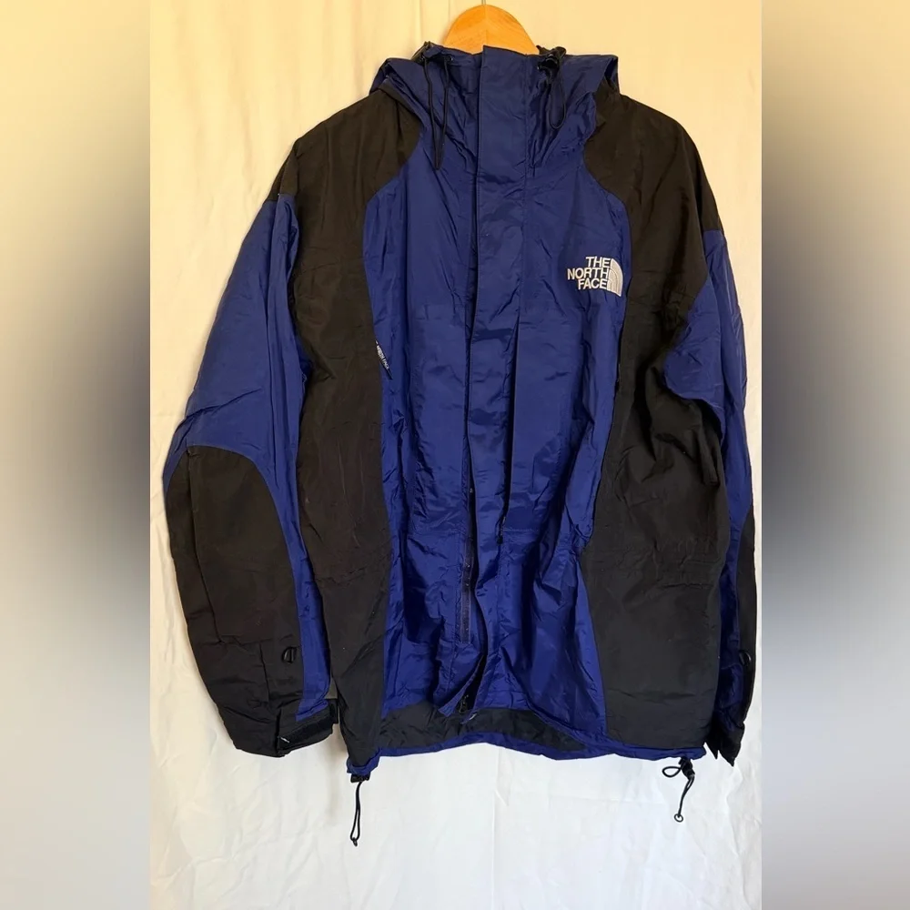 The North Face Men's Deep Blue Jacket